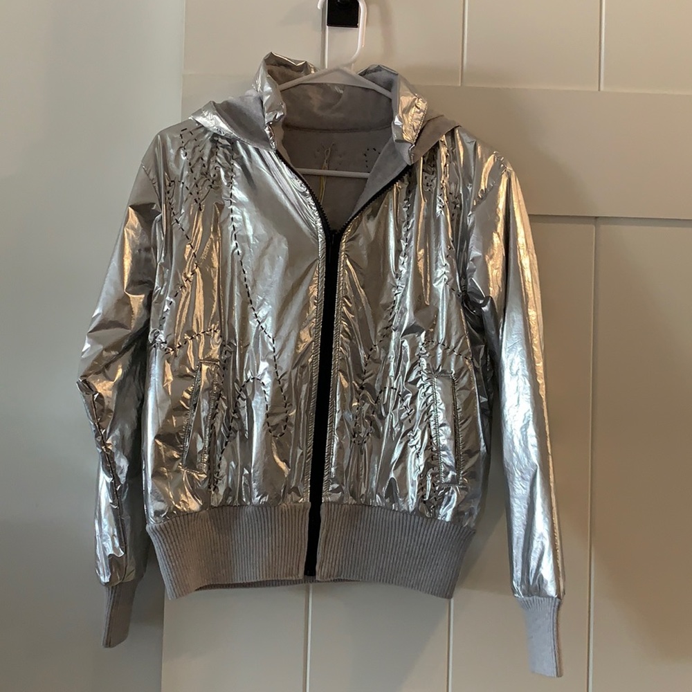 Sphere One Silver Jacket
